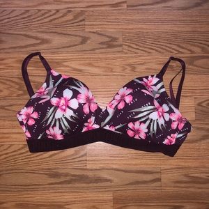 Vs pink bra like new.. worn once